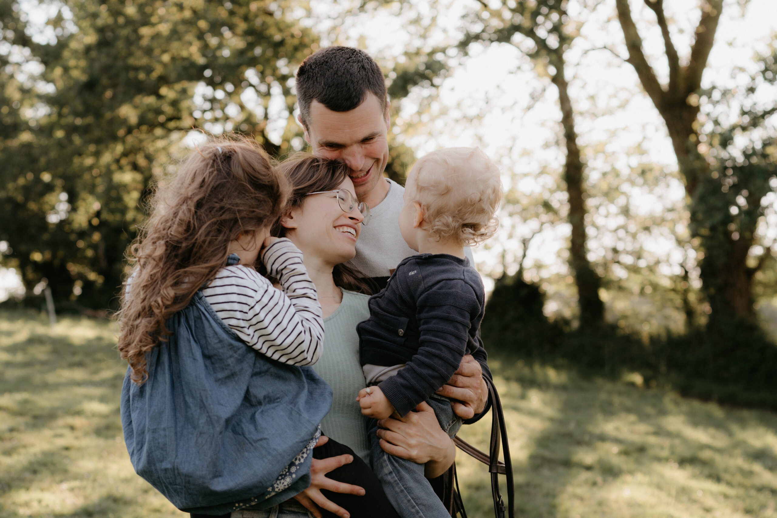 Photographe lifestyle famille Finistère Bretagne Douarnenez Quimper Brest