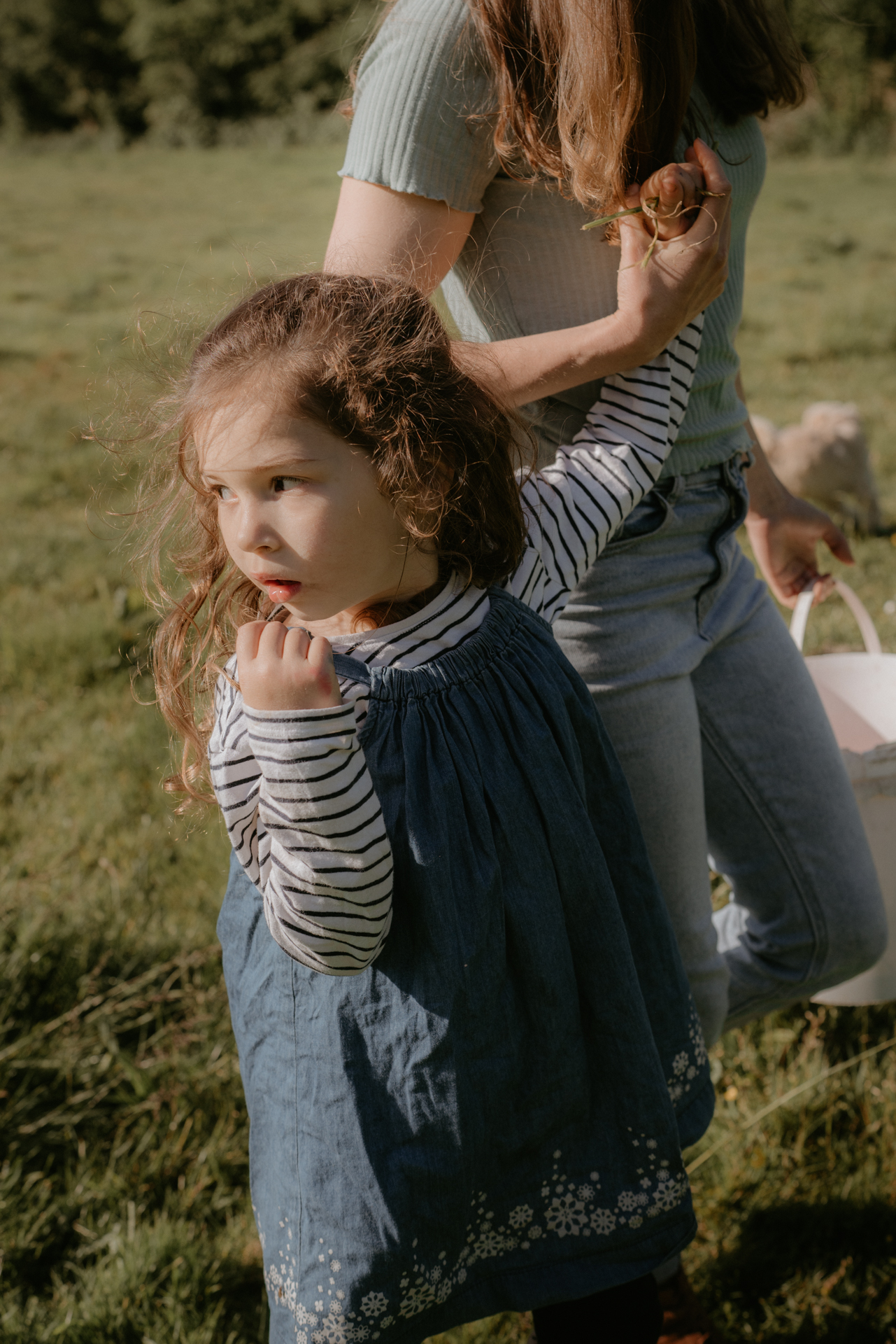 Photographe lifestyle famille campagne Finistère Bretagne