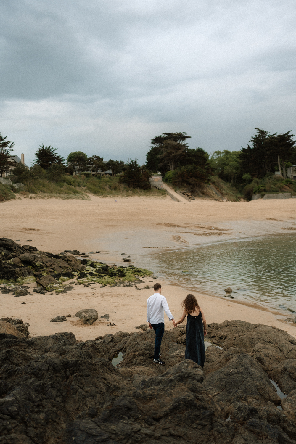 Séance photo couple Bretagne Photographe séance engagement côte d'Émeraude