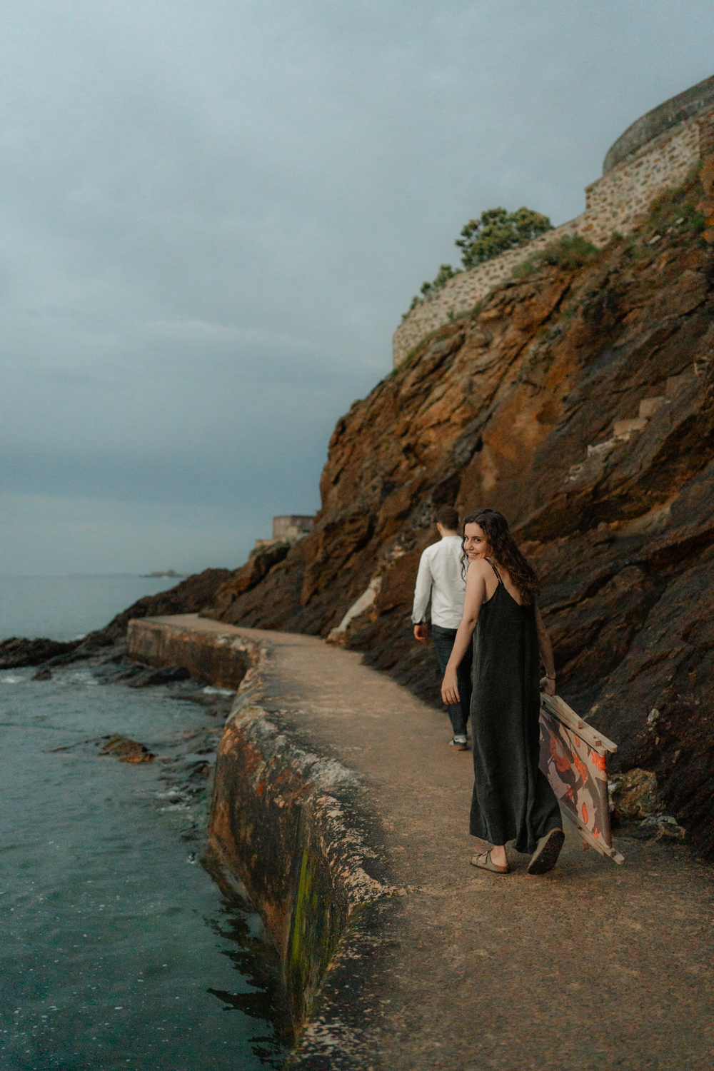 Séance photo couple Bretagne Photographe séance engagement côte d'Émeraude