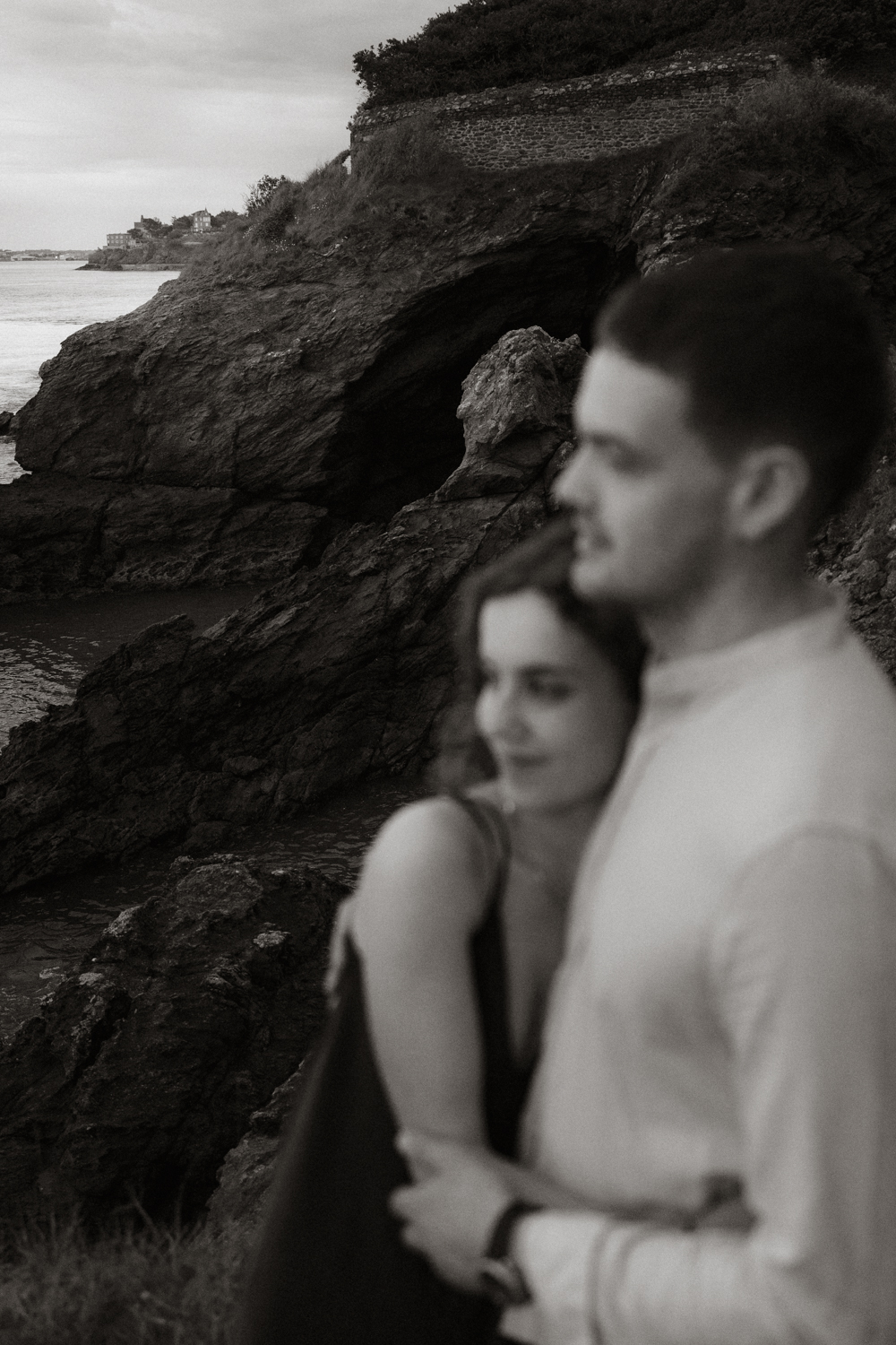 Séance photo couple Bretagne Photographe séance engagement côte d'Émeraude