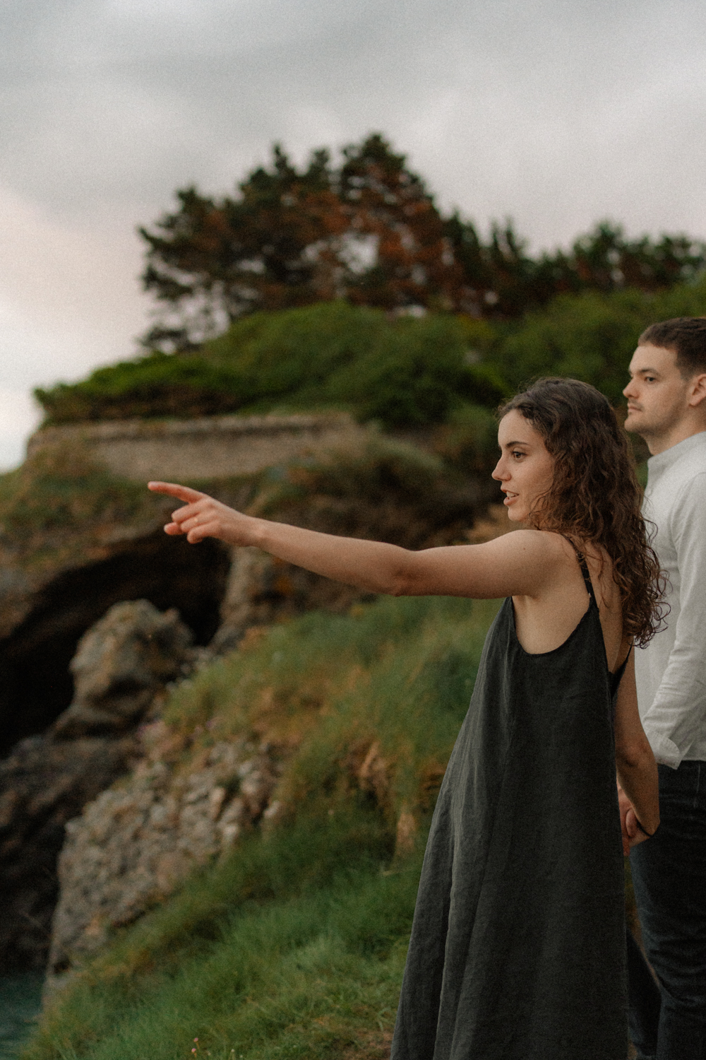 Séance photo couple Bretagne Photographe séance engagement côte d'Émeraude