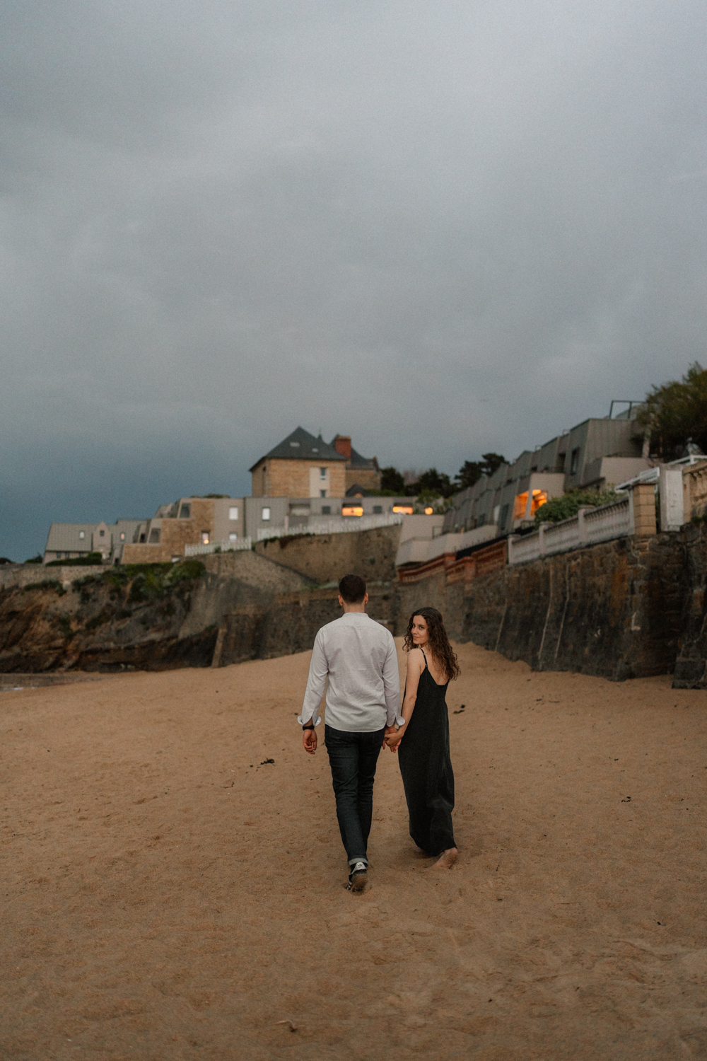 Séance photo couple Bretagne Photographe séance engagement côte d'Émeraude
