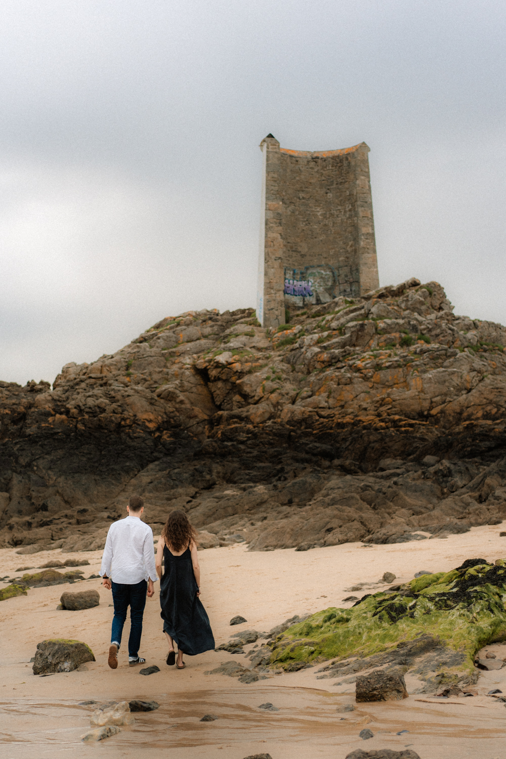 Séance photo couple Bretagne Photographe séance engagement côte d'Émeraude