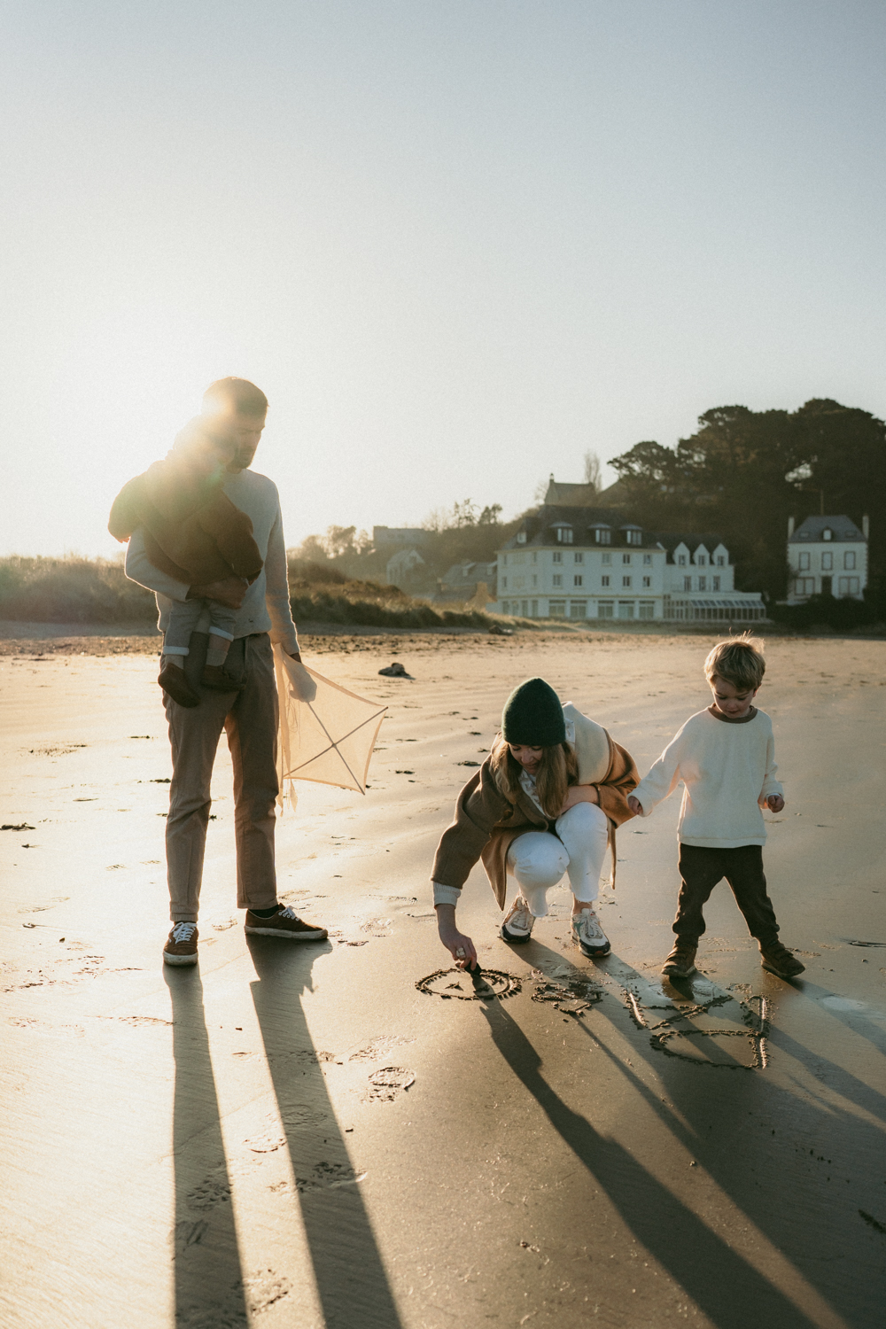 Séance photo famille plage hiver Finistère