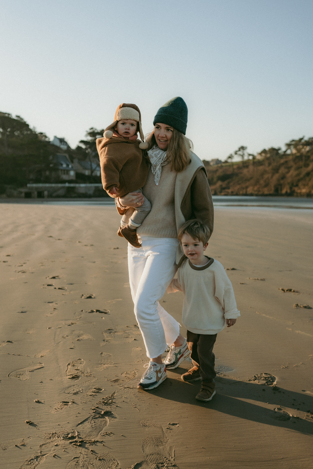 Photographe-Famille-Finistère-FannyJzql-6 Séance photo famille plage hiver Finistère