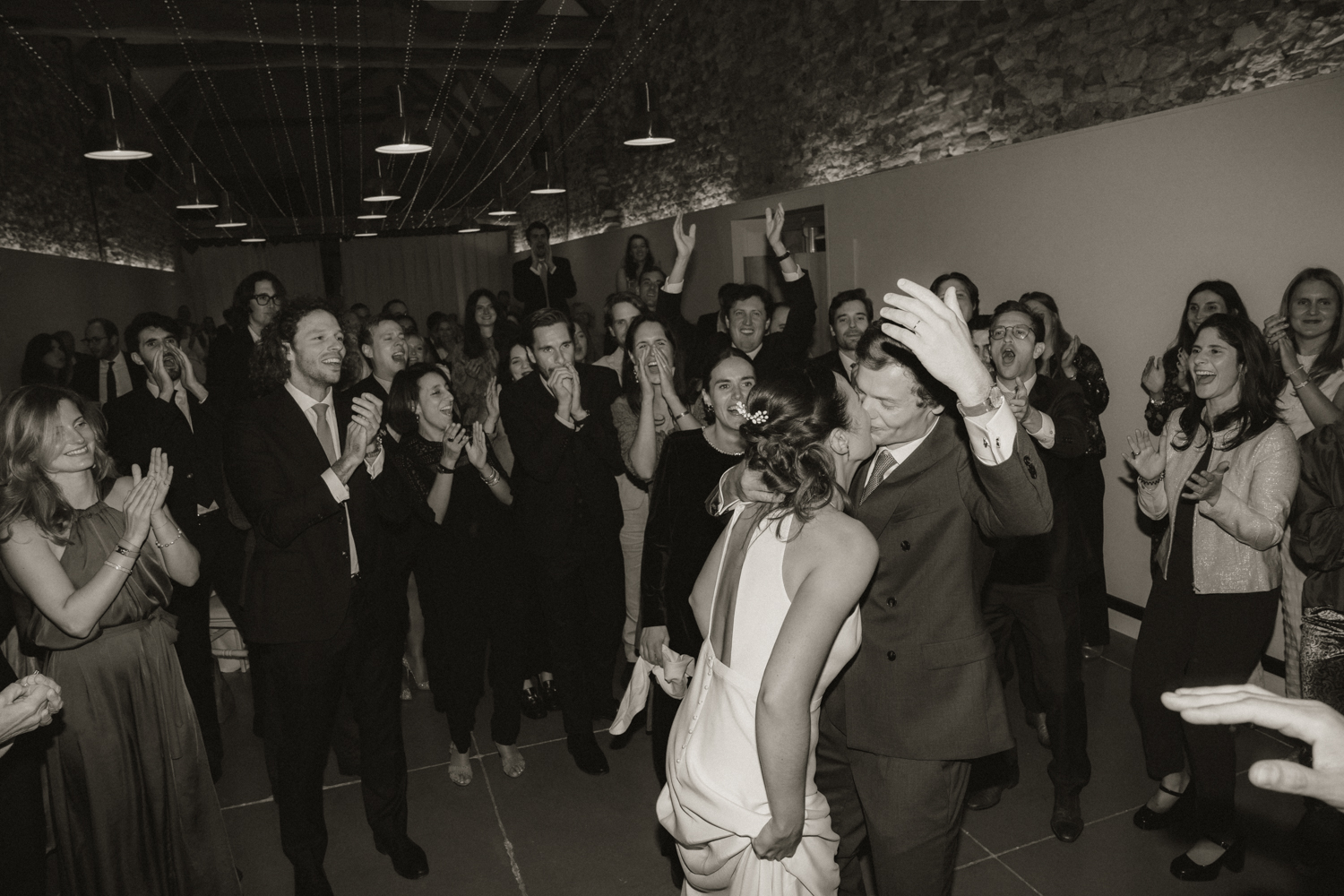 Photographe-Mariage-Paris-DomainedeMauvoisin-FannyJzql240 Photographe Mariage Bretagne