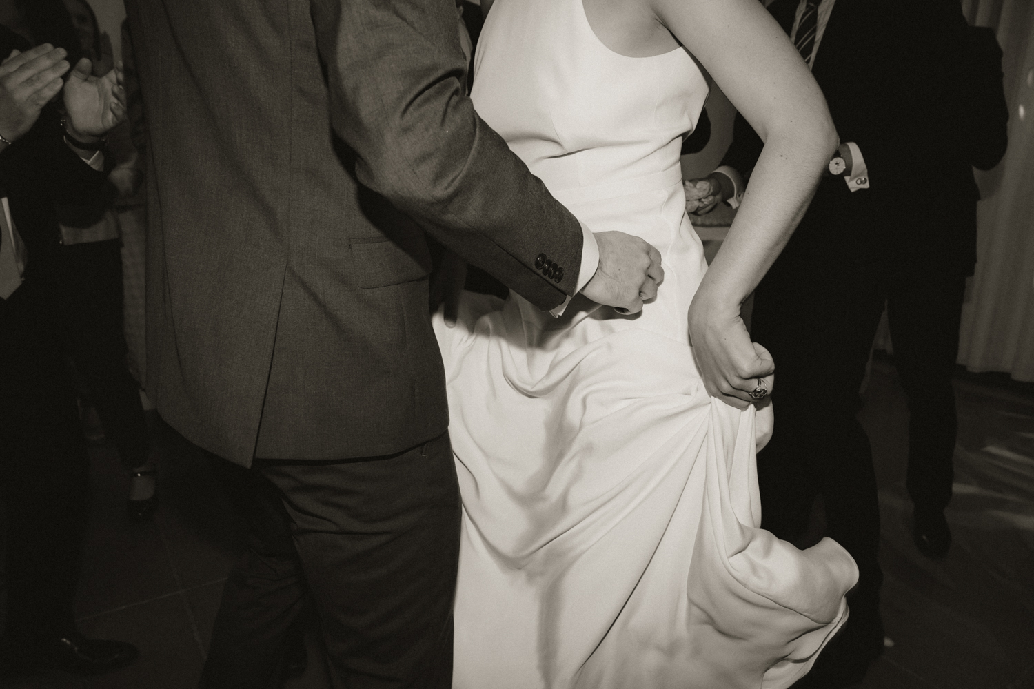 Photographe-Mariage-Paris-DomainedeMauvoisin-FannyJzql242 Photographe Mariage Bretagne