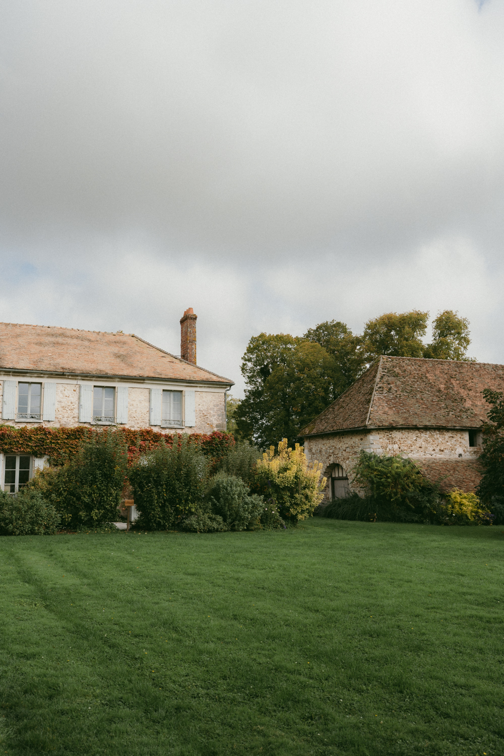 Photographe-Mariage-Paris-DomainedeMauvoisin-FannyJzql3 Photographe Mariage Documentaire Paris Domaine de Mauvoisin